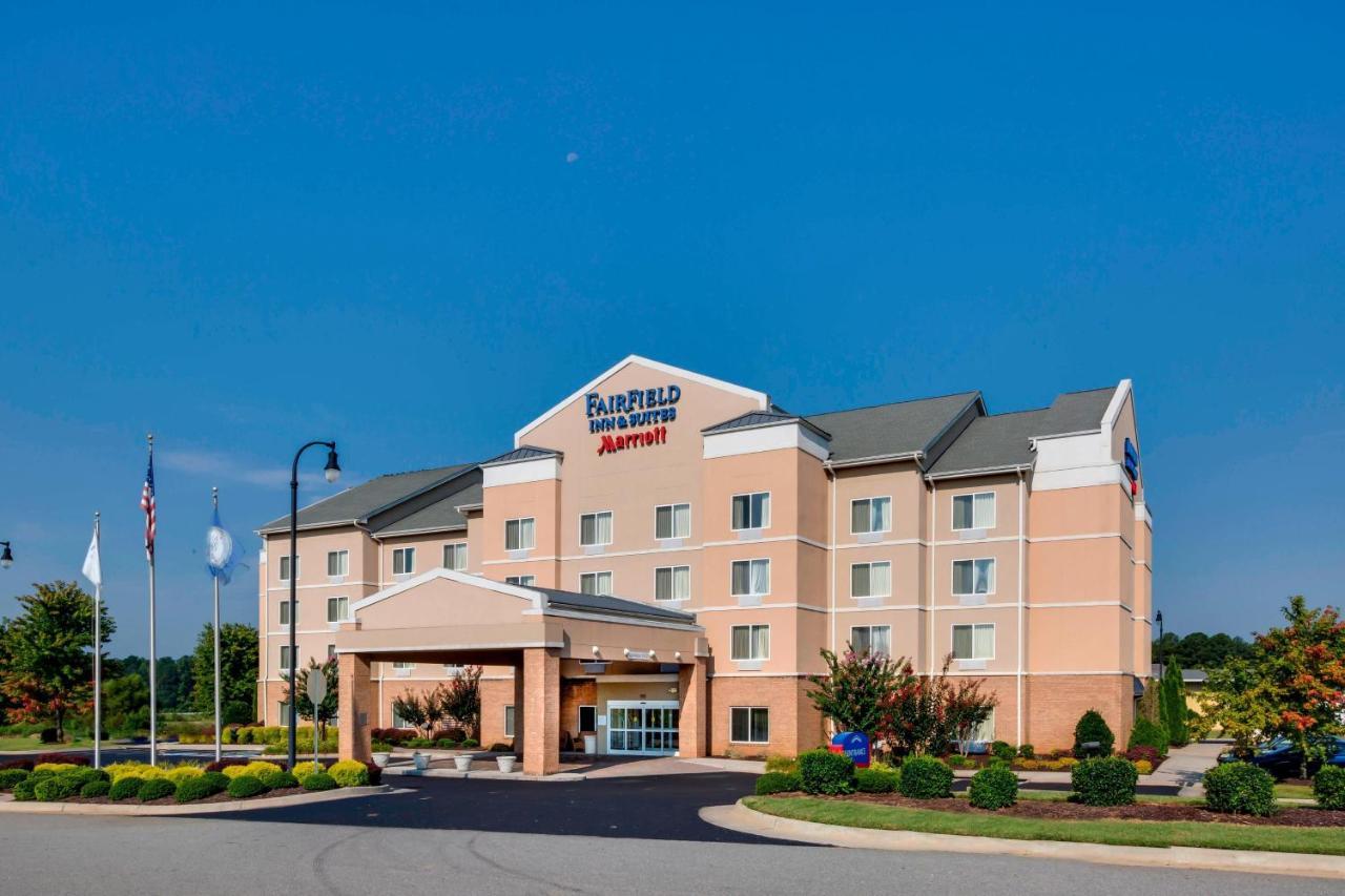 Fairfield Inn And Suites South Hill I-85 Экстерьер фото