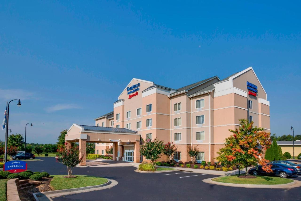 Fairfield Inn And Suites South Hill I-85 Экстерьер фото
