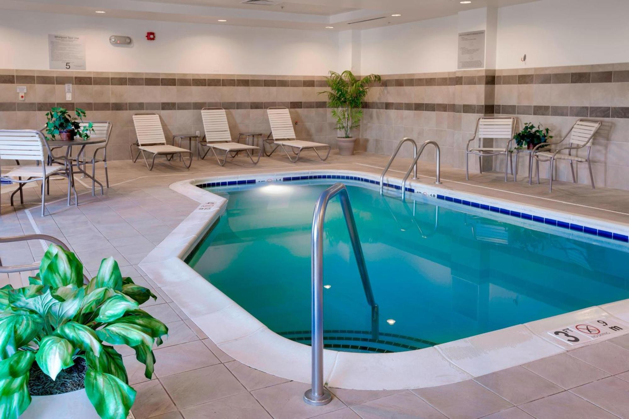 Fairfield Inn And Suites South Hill I-85 Экстерьер фото