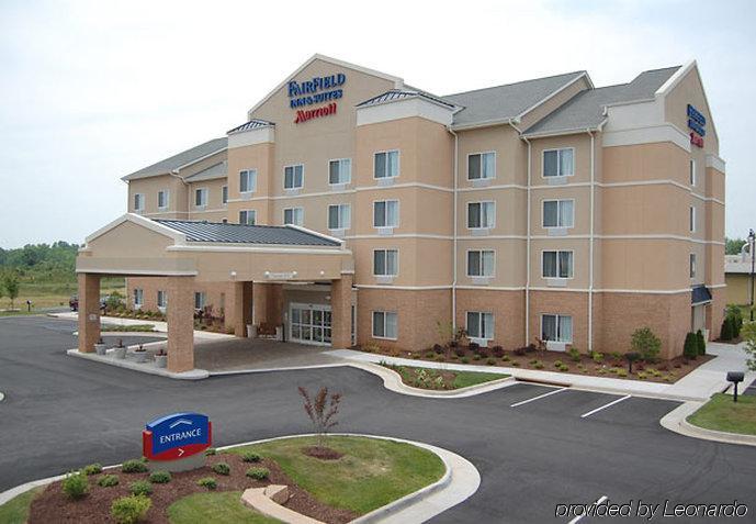 Fairfield Inn And Suites South Hill I-85 Экстерьер фото
